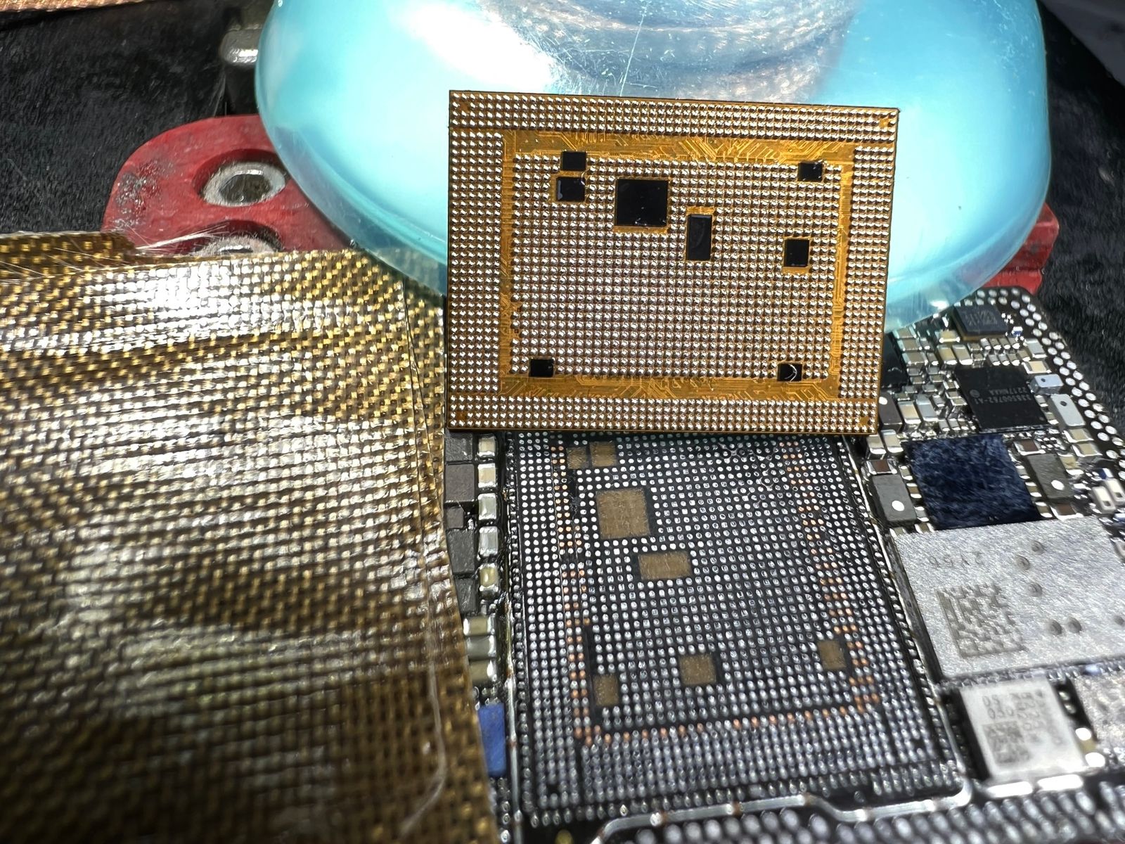 Reparación Placa iPhone
